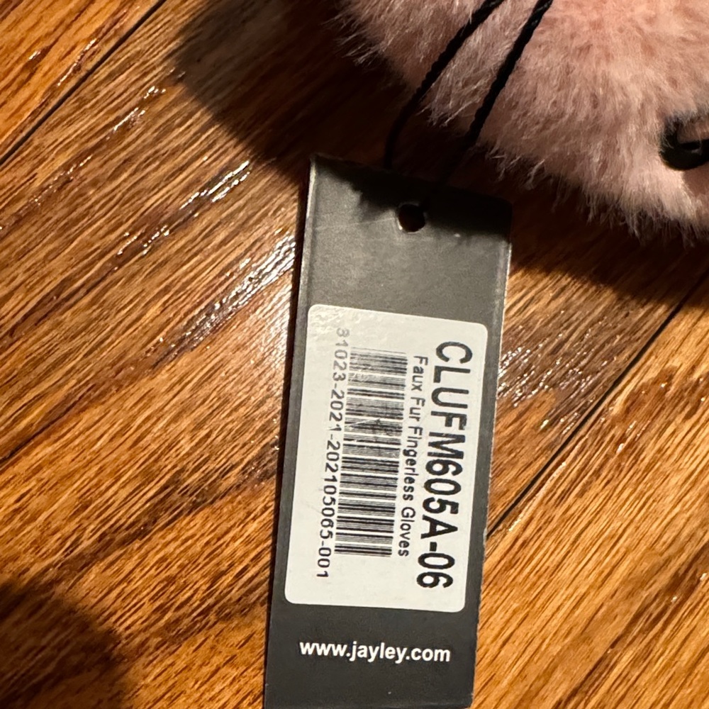 JayLey Faux Fur Pink Fingerless Gloves Mittens NWT - Picture 4 of 5